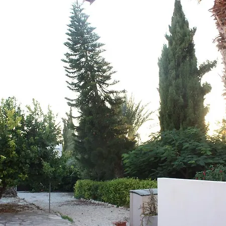 Διαμέρισμα Green Oasis Beach