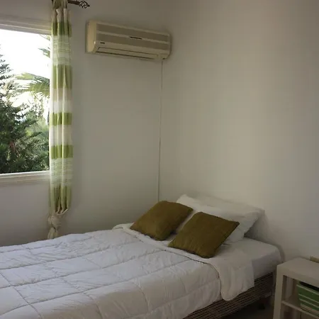 Διαμέρισμα Green Oasis Beach *
